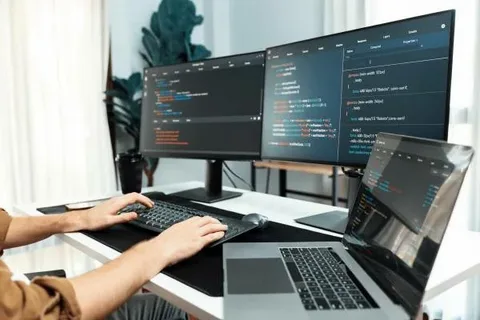 image 20 website developers